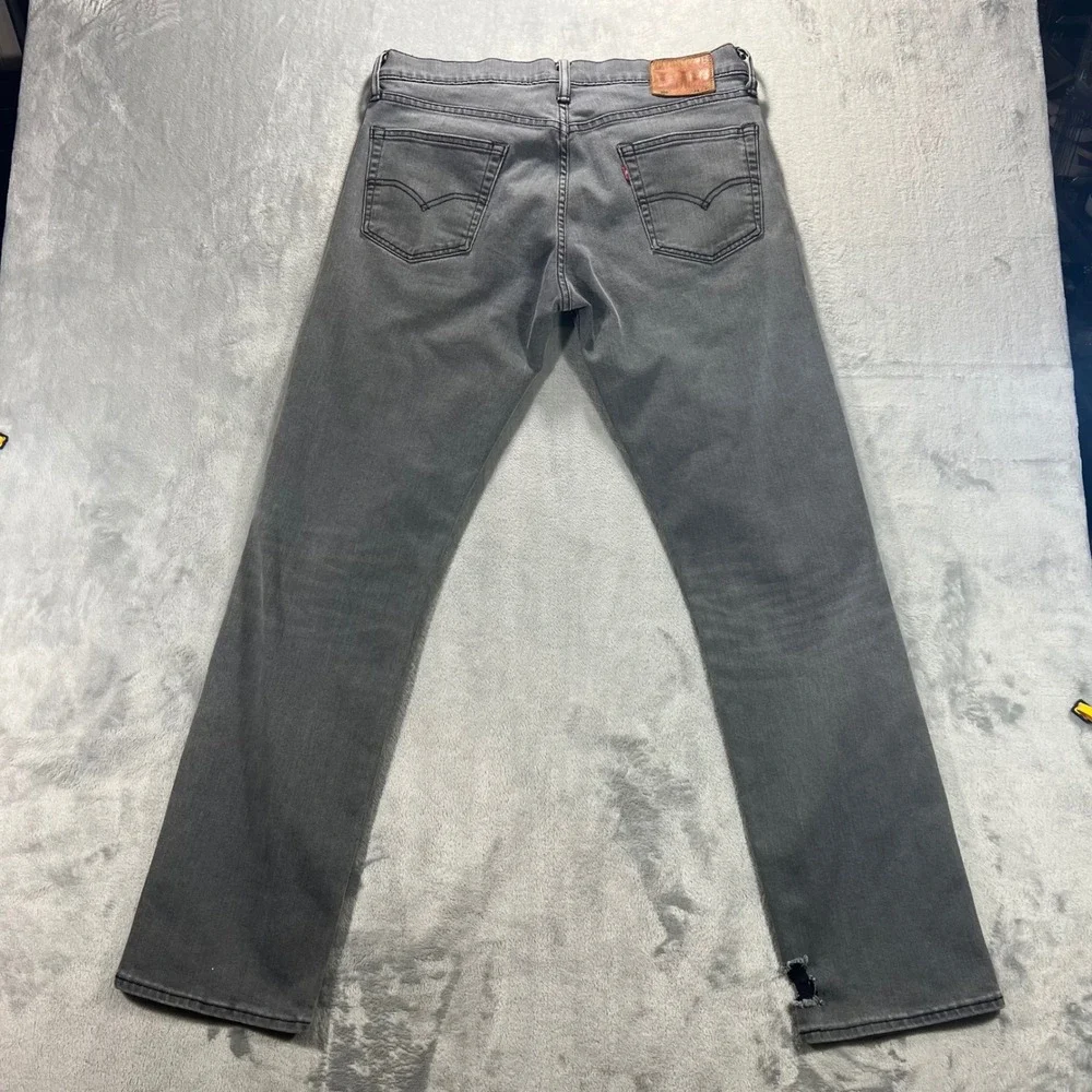 Levis normal wear